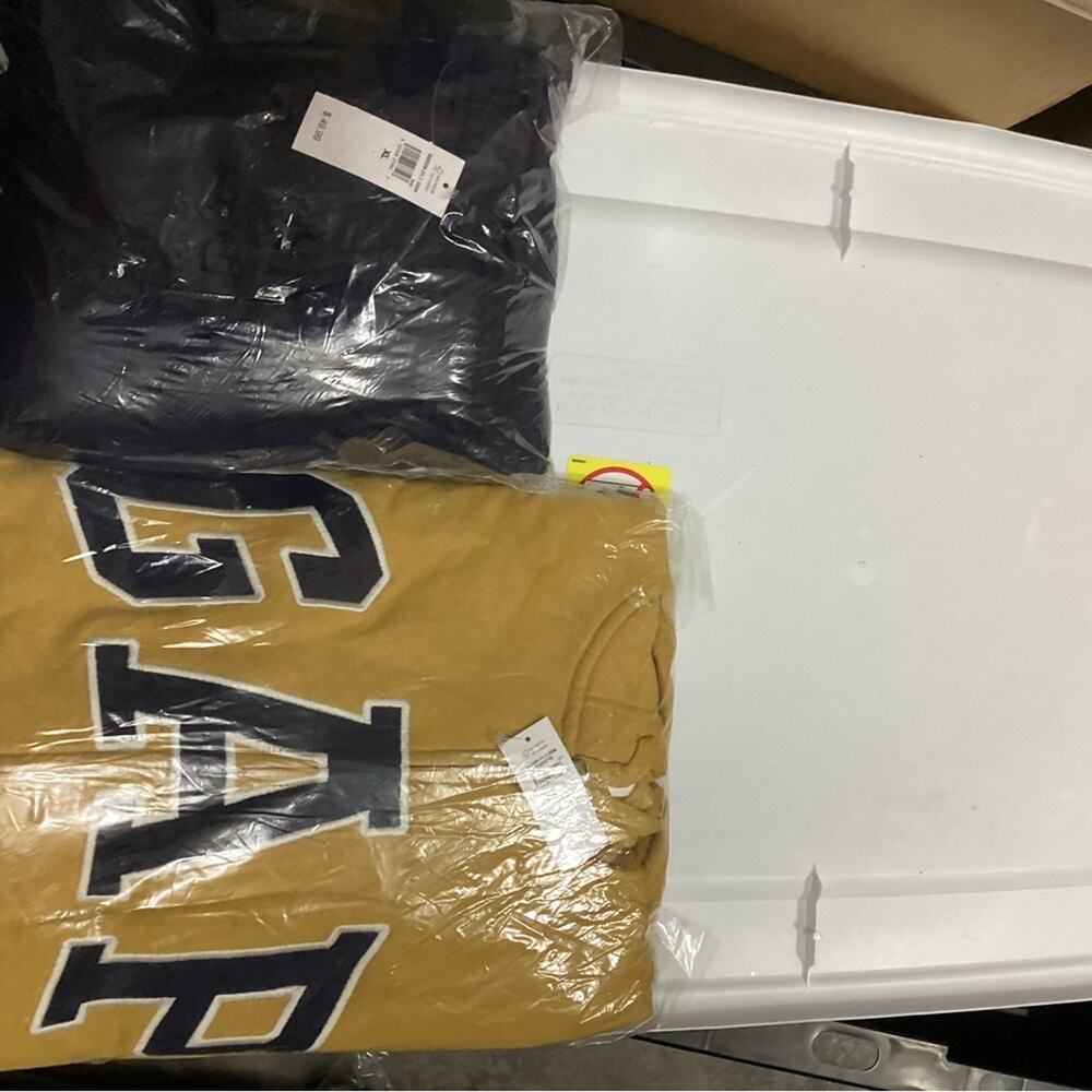 GAP‎ Men’s SET Yellow/Navy Zip Hoodie and Navy Joggers MSRP $100 Size L - Picture 3 of 3